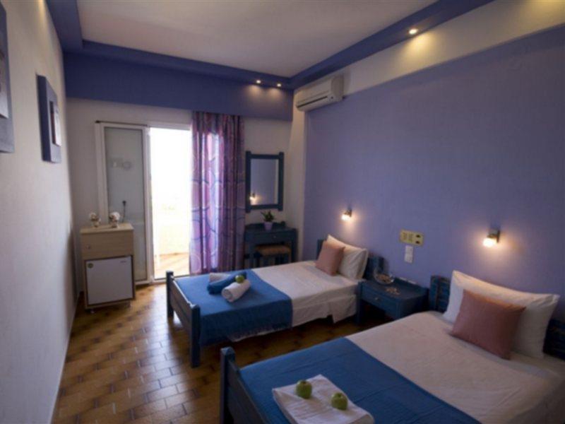Nikos Hotel Малиа Екстериор снимка