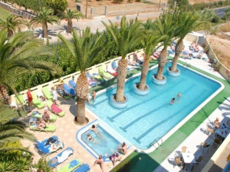 Nikos Hotel Малиа Екстериор снимка